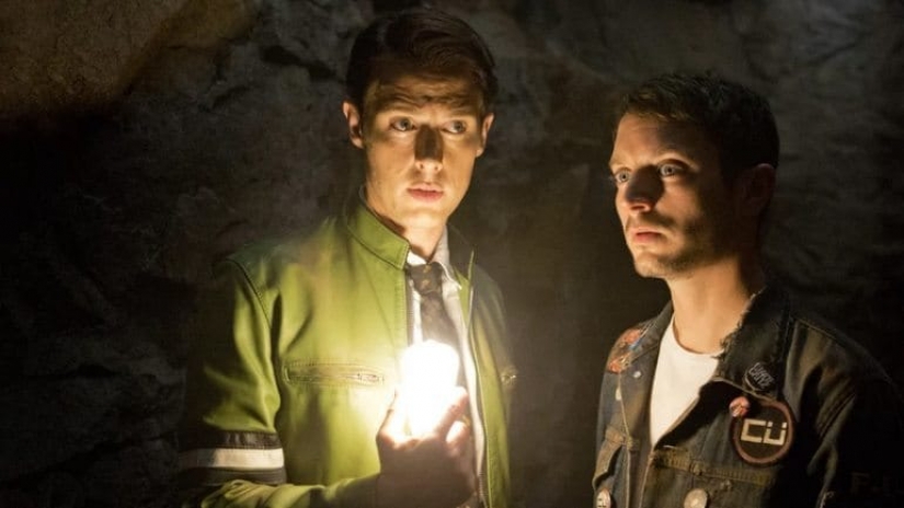 Watch Dirk Gently's Holistic Detective Agency - Season 2