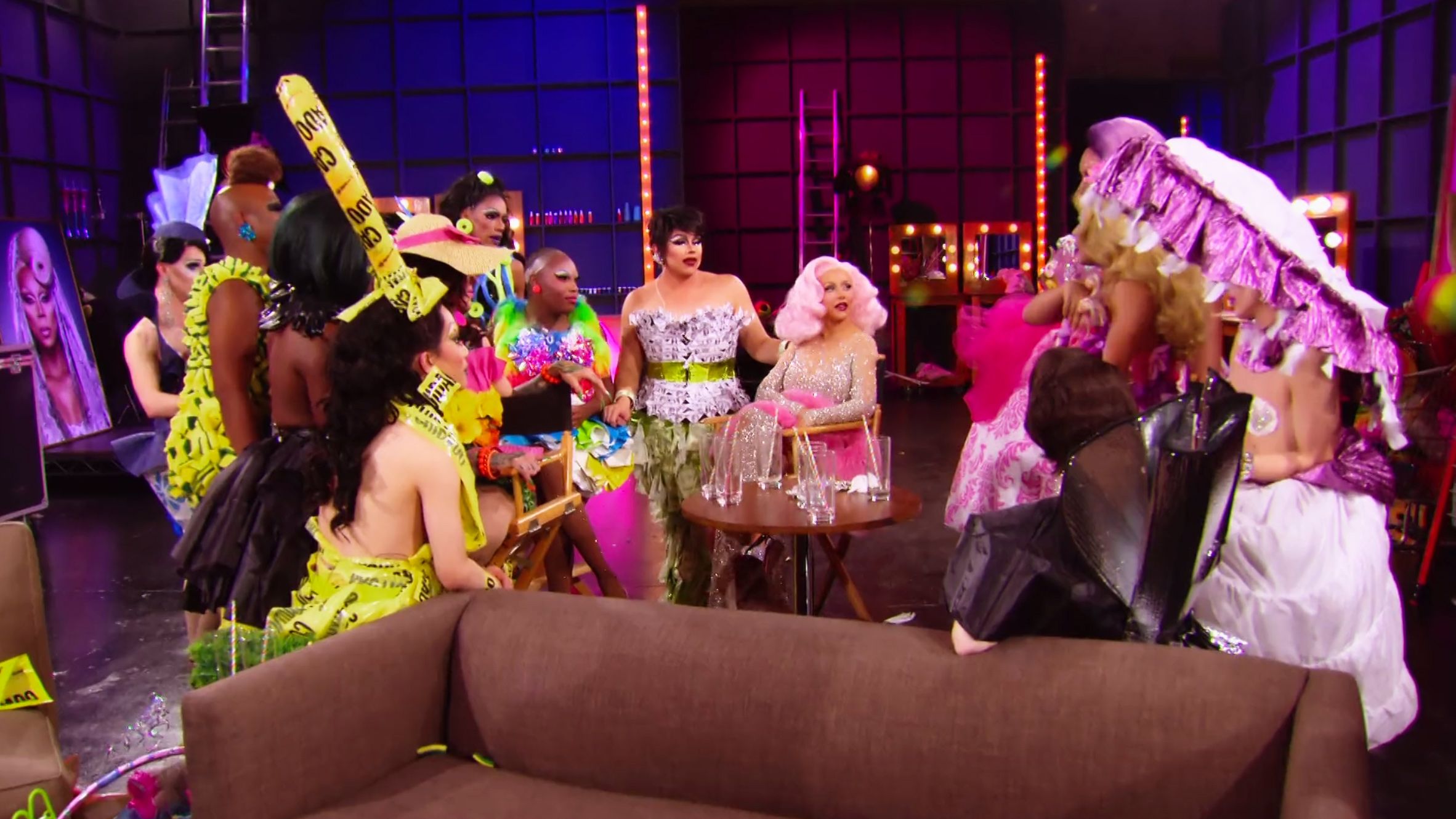 Watch Drag Race: Untucked! - Season 11