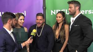 Watch Famously Single - Season 2