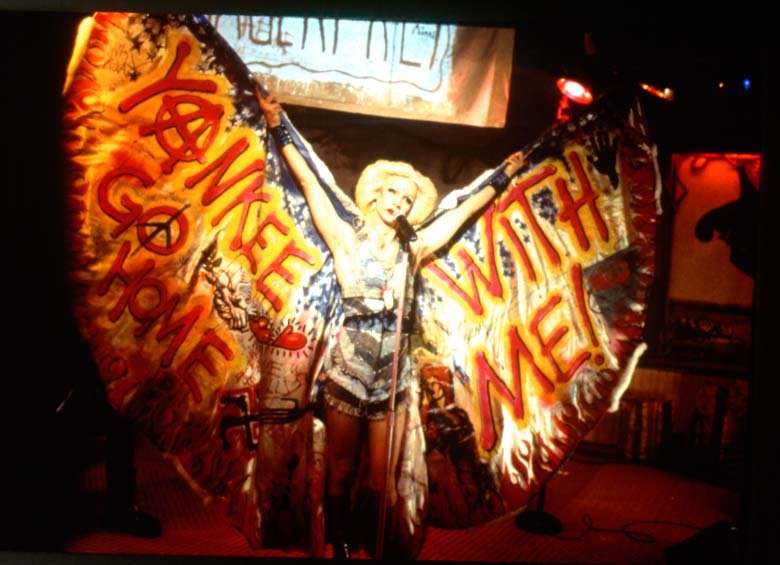 Watch Hedwig and the Angry Inch