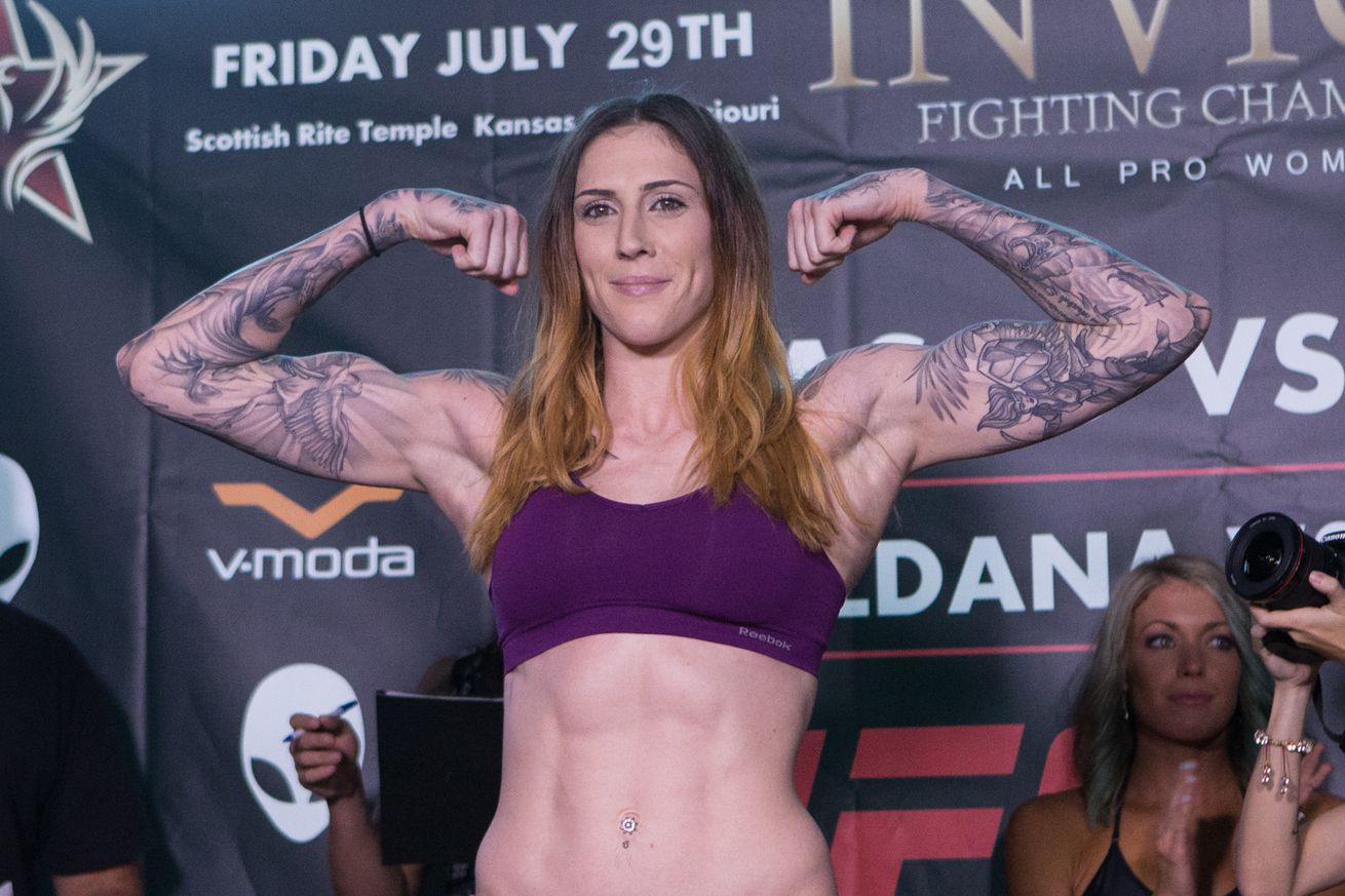 Watch Invicta FC 21 Anderson vs Tweet