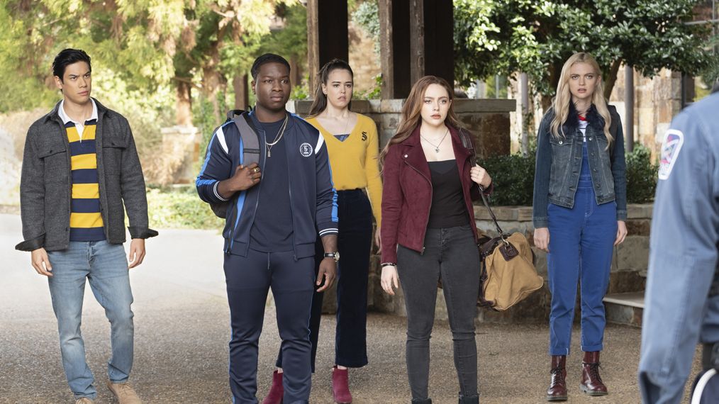 Watch Legacies - Season 2