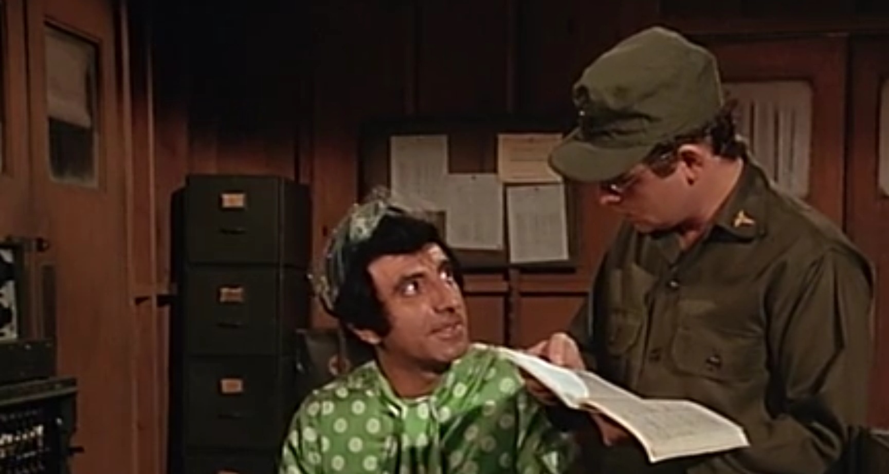 Watch M*A*S*H season 2