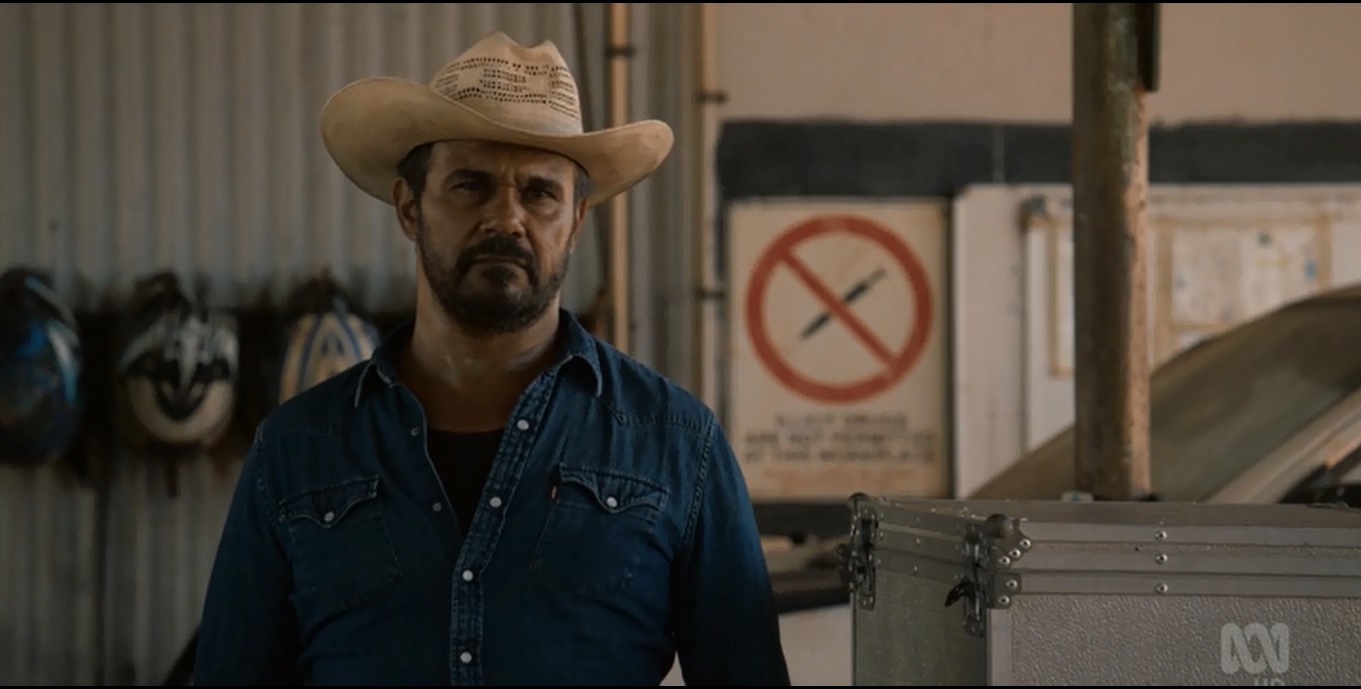 Watch Mystery Road - Season 1