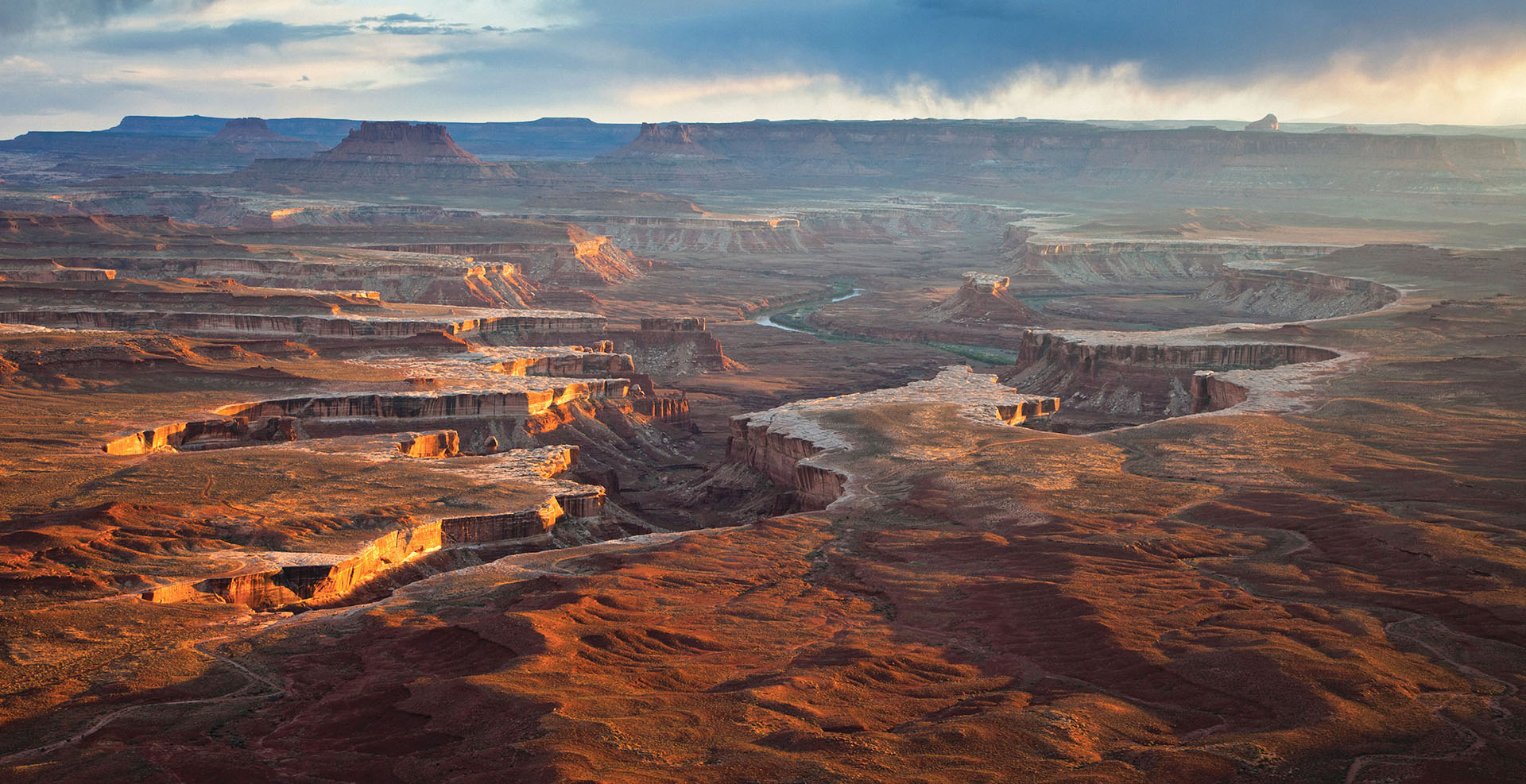 Watch The Canyonlands